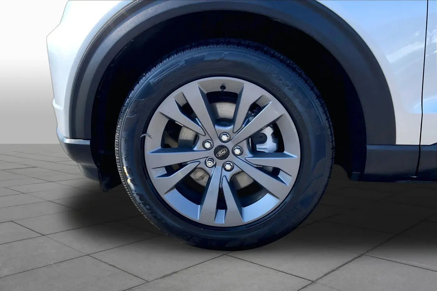 2021 Ford Explorer - $16,795