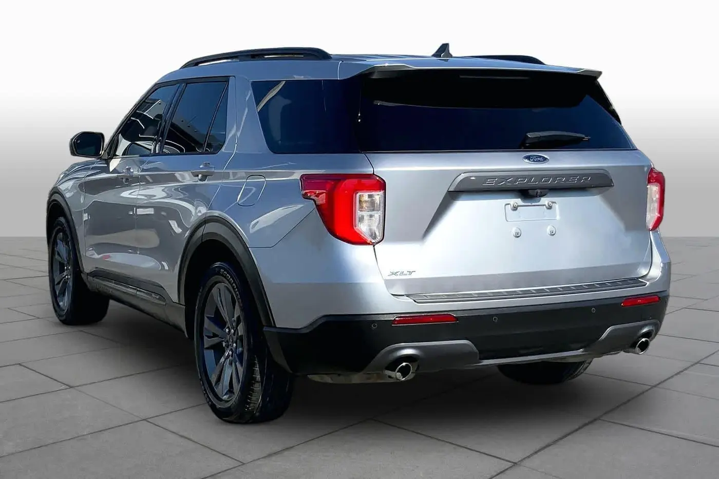 2021 Ford Explorer - $16,795