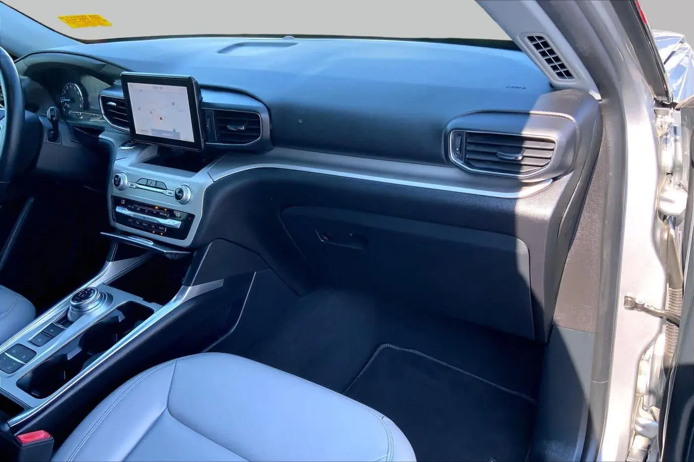2021 Ford Explorer - $16,795