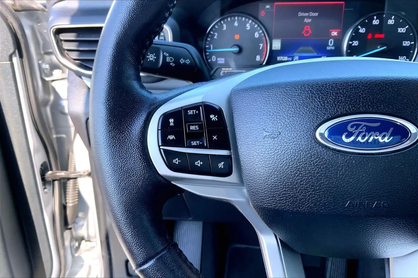 2021 Ford Explorer - $16,795