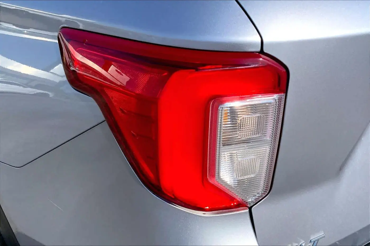 2021 Ford Explorer - $16,795