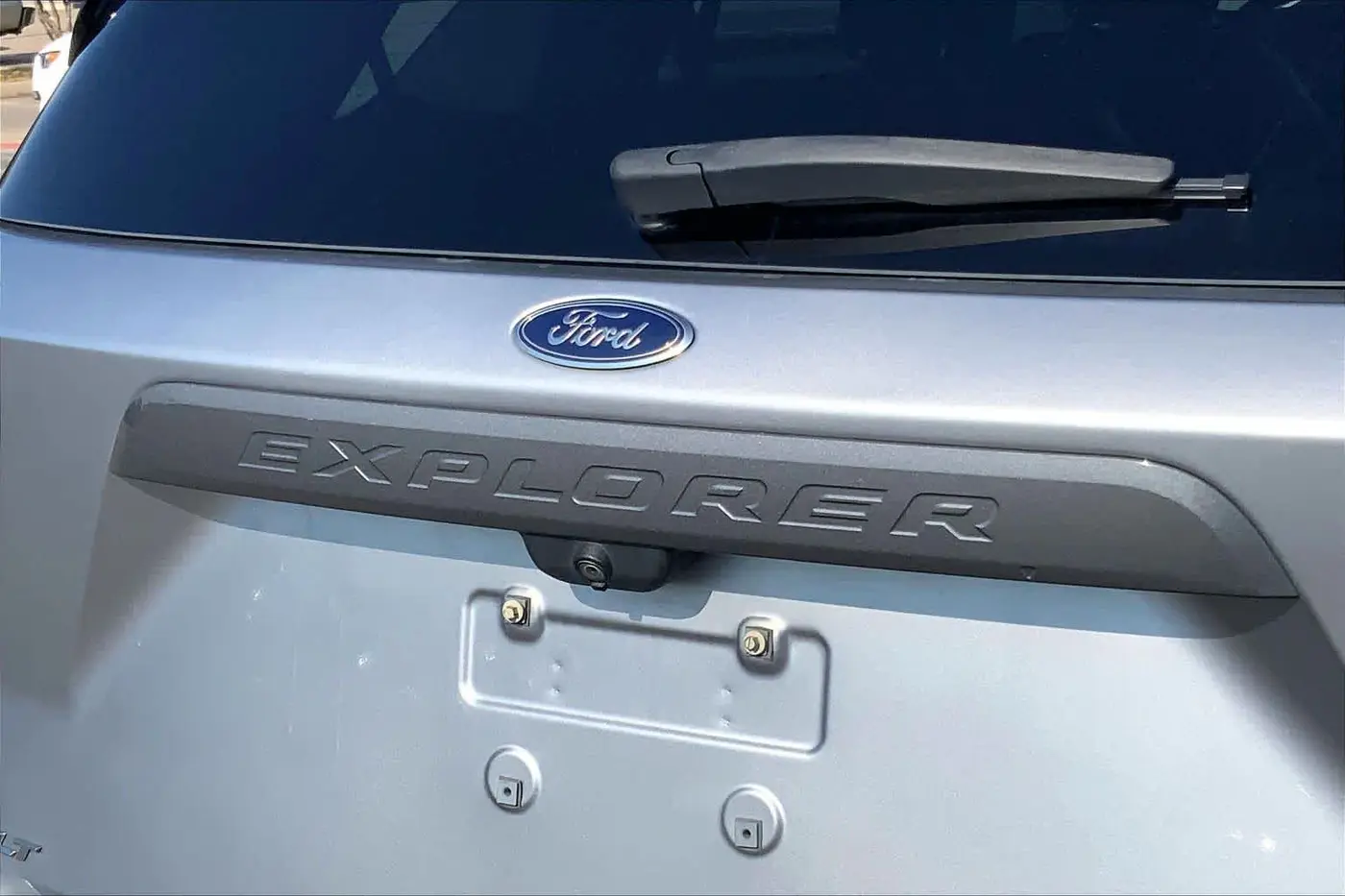 2021 Ford Explorer - $16,795