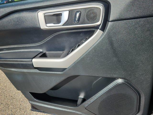 2022 Ford Explorer - $28,501