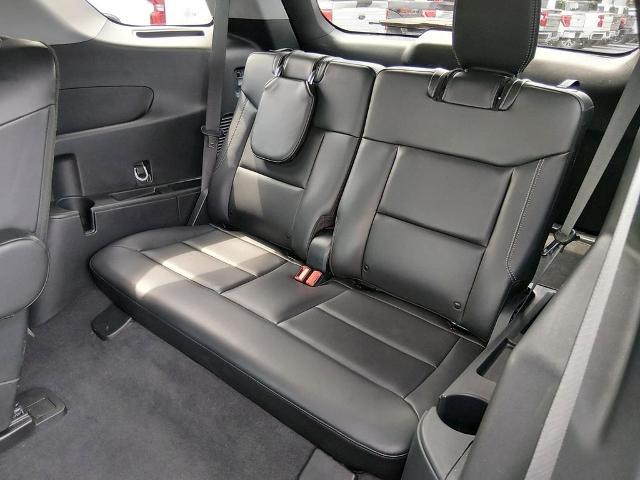 2023 Ford Explorer - $24,886