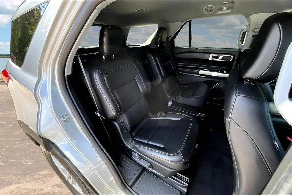 2024 Ford Explorer - $30,948