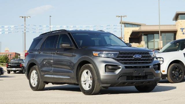 2024 Ford Explorer XLT