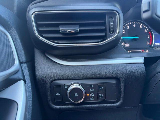 2022 Ford Explorer - $26,473
