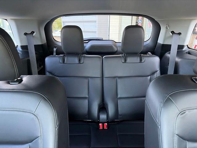 2022 Ford Explorer - $26,473