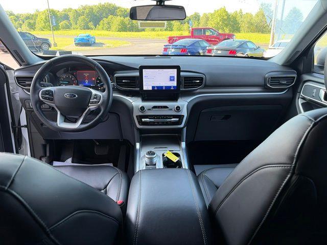 2022 Ford Explorer - $26,473