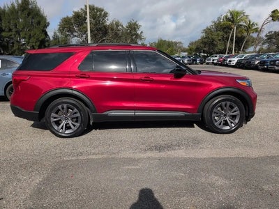 2022 Ford Explorer XLT 4DR SUV