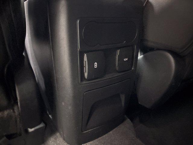 2023 Ford Explorer - $26,783