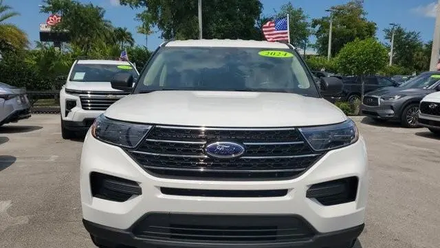 2024 Ford Explorer XLT