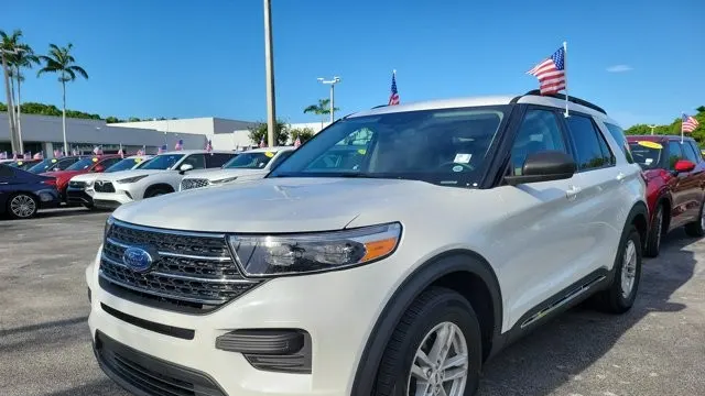 2024 Ford Explorer XLT