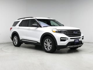 2020 Ford Explorer with Oxford White Exterior
