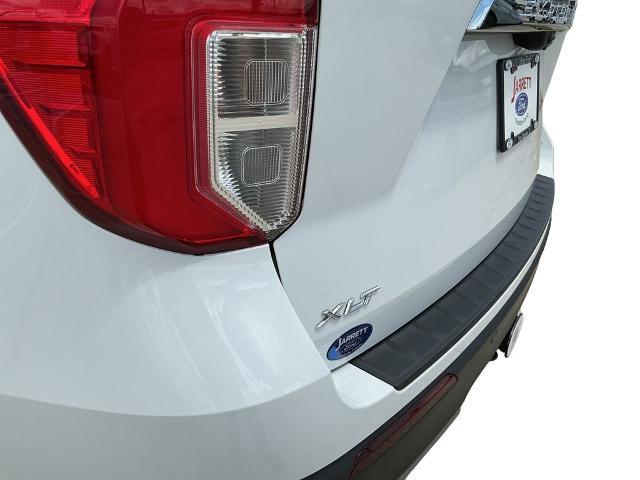 2020 Ford Explorer - $17,800