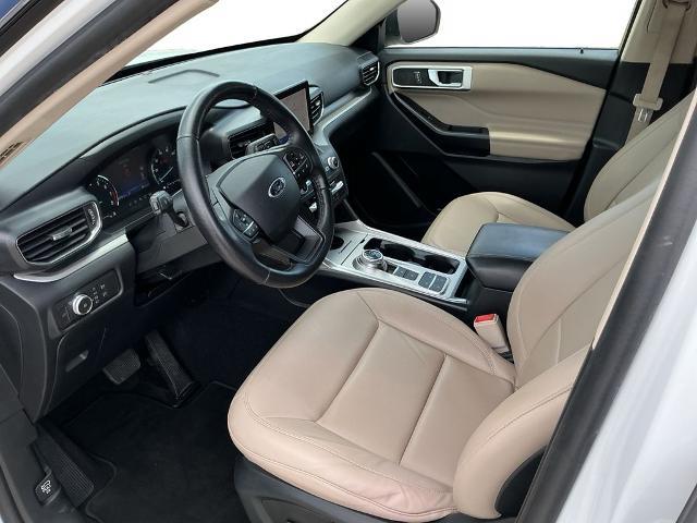 2020 Ford Explorer - $17,800