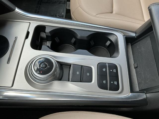 2020 Ford Explorer - $17,800