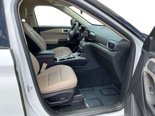 2020 Ford Explorer - $17,800