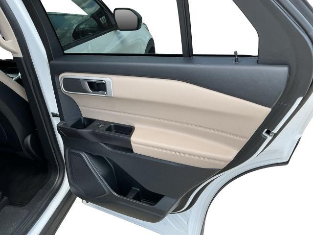 2020 Ford Explorer - $17,800