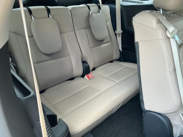 2020 Ford Explorer - $17,800