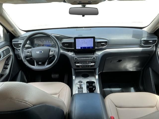 2020 Ford Explorer - $17,800