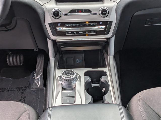 2020 Ford Explorer - $13,795