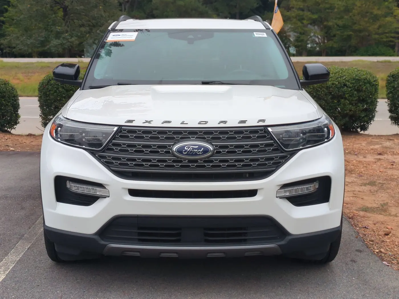 2022 Ford Explorer - $27,495
