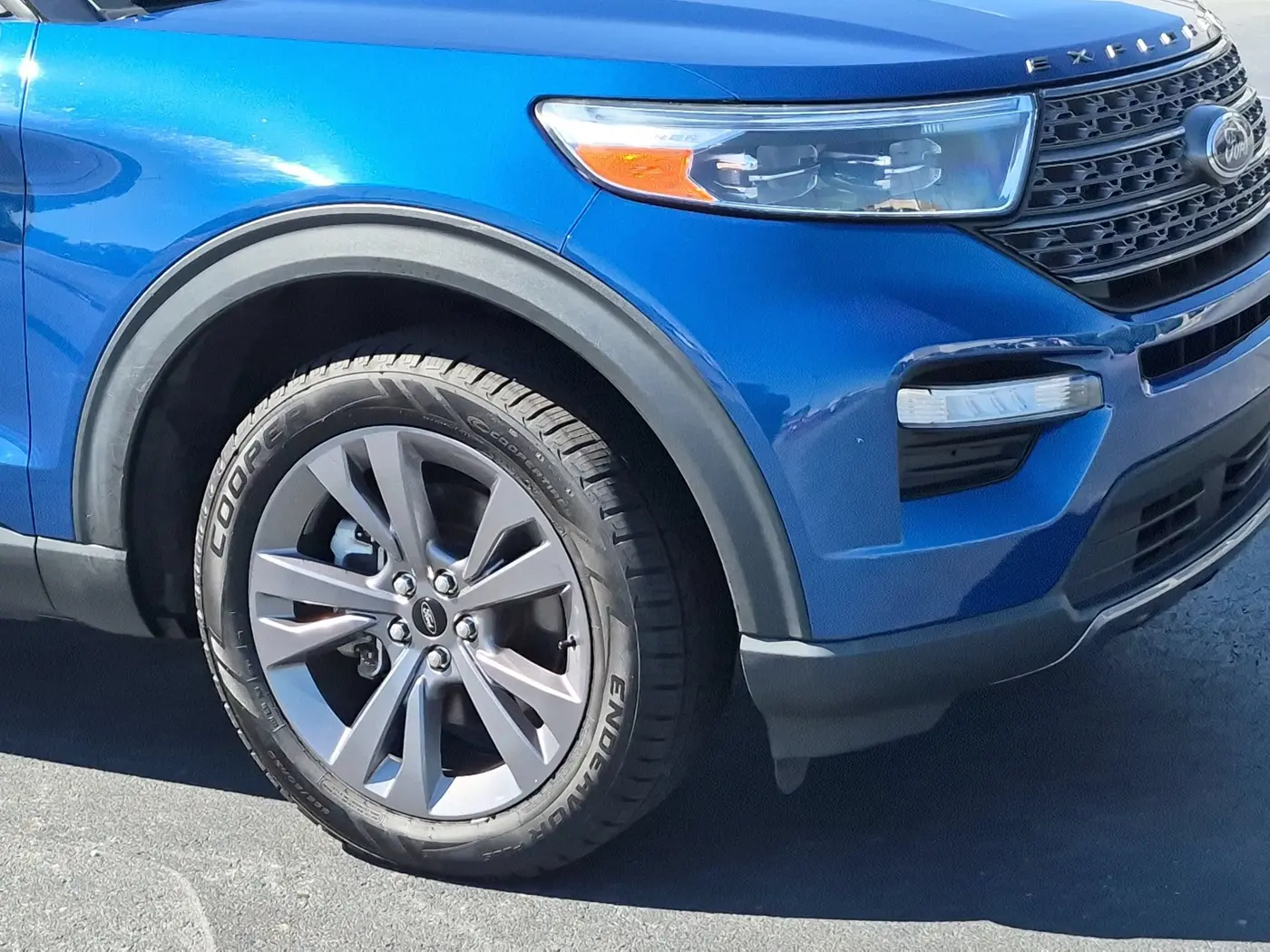 2022 Ford Explorer - $28,000
