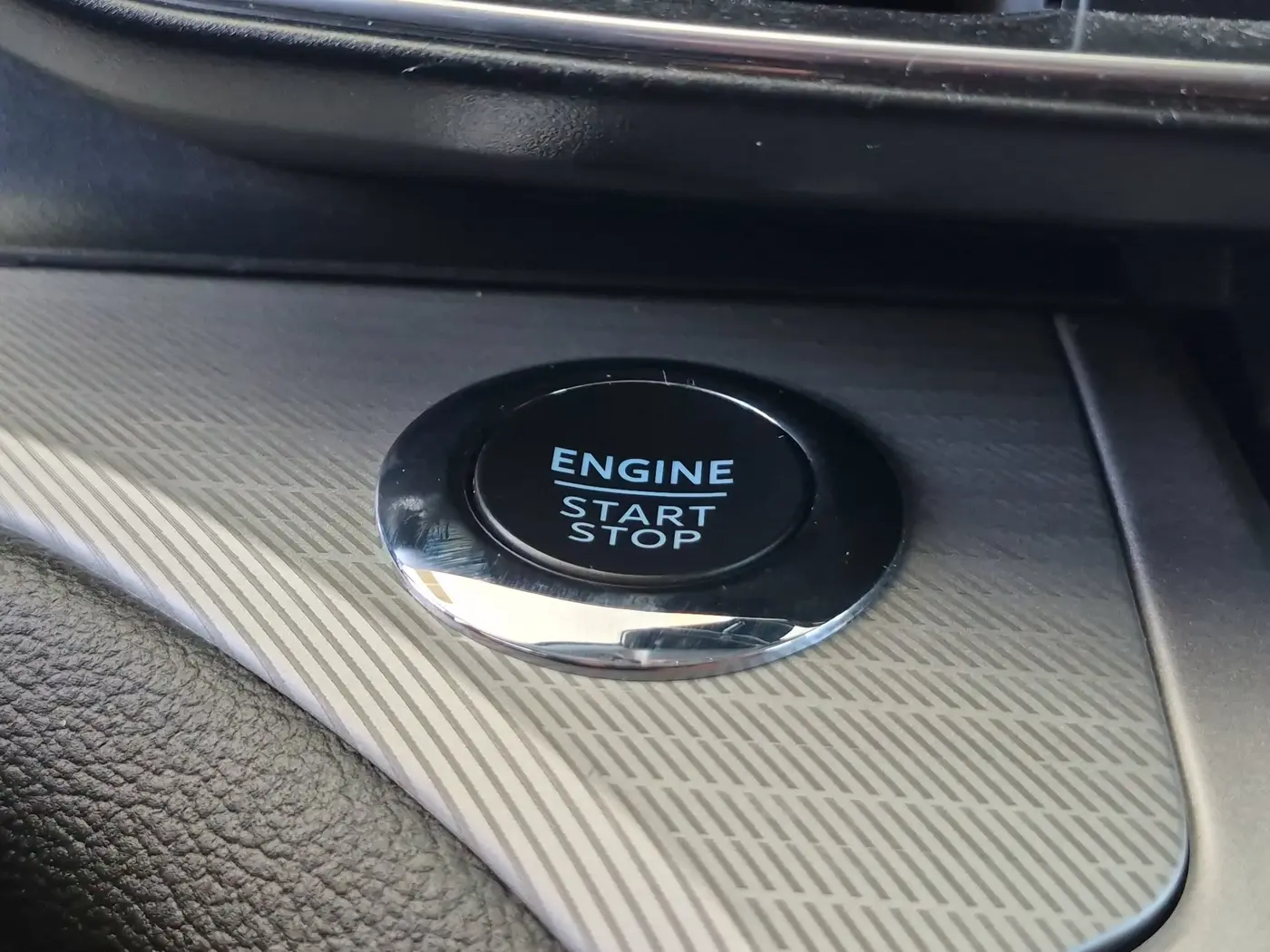 2022 Ford Explorer - $28,000