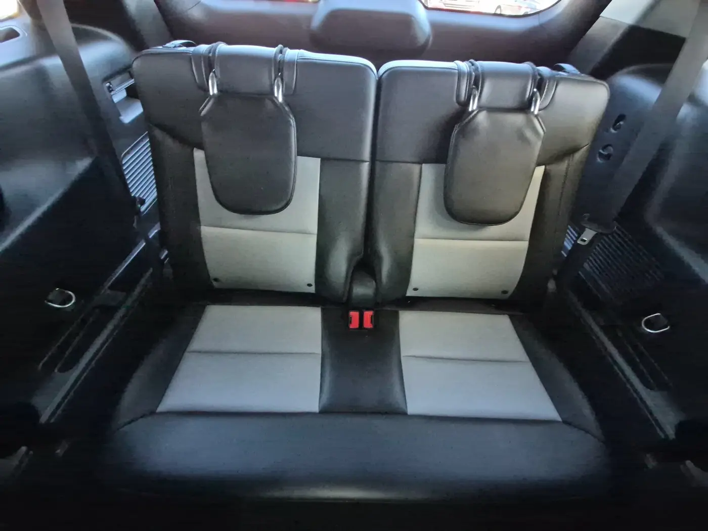 2022 Ford Explorer - $28,000