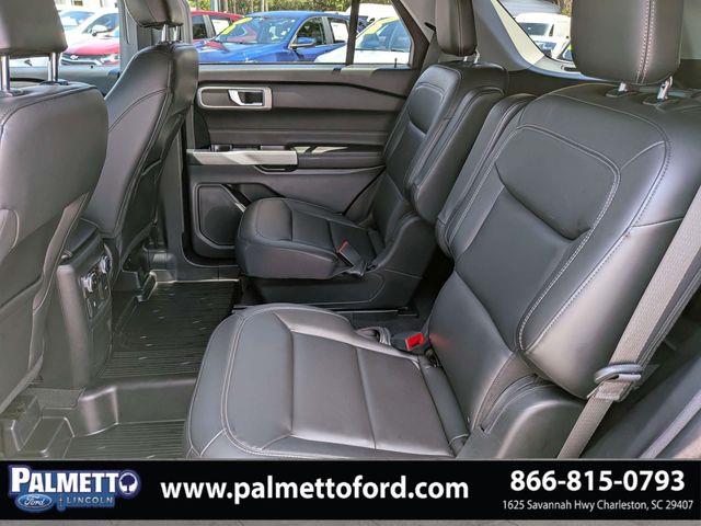 2022 Ford Explorer - $29,974