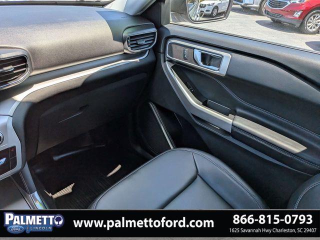 2022 Ford Explorer - $29,974