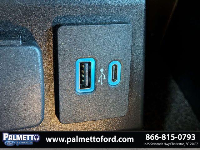 2022 Ford Explorer - $29,974