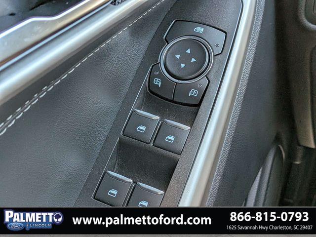 2022 Ford Explorer - $29,974