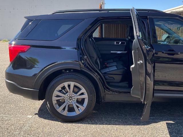 2023 Ford Explorer - $30,888