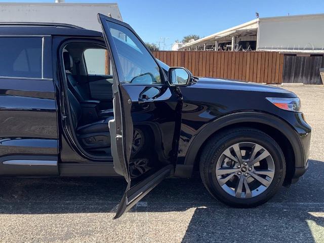 2023 Ford Explorer - $30,888