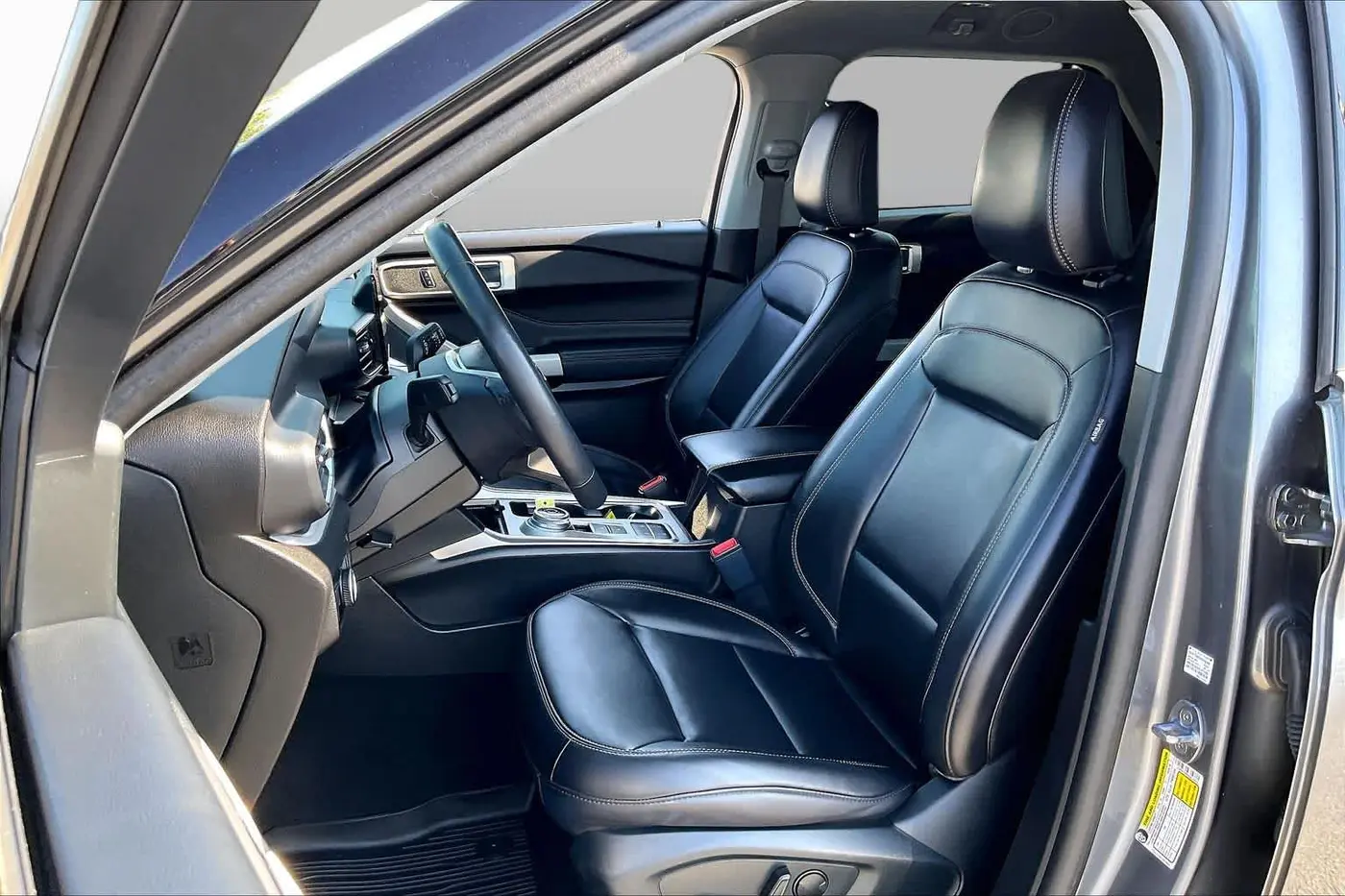 2023 Ford Explorer - $23,995