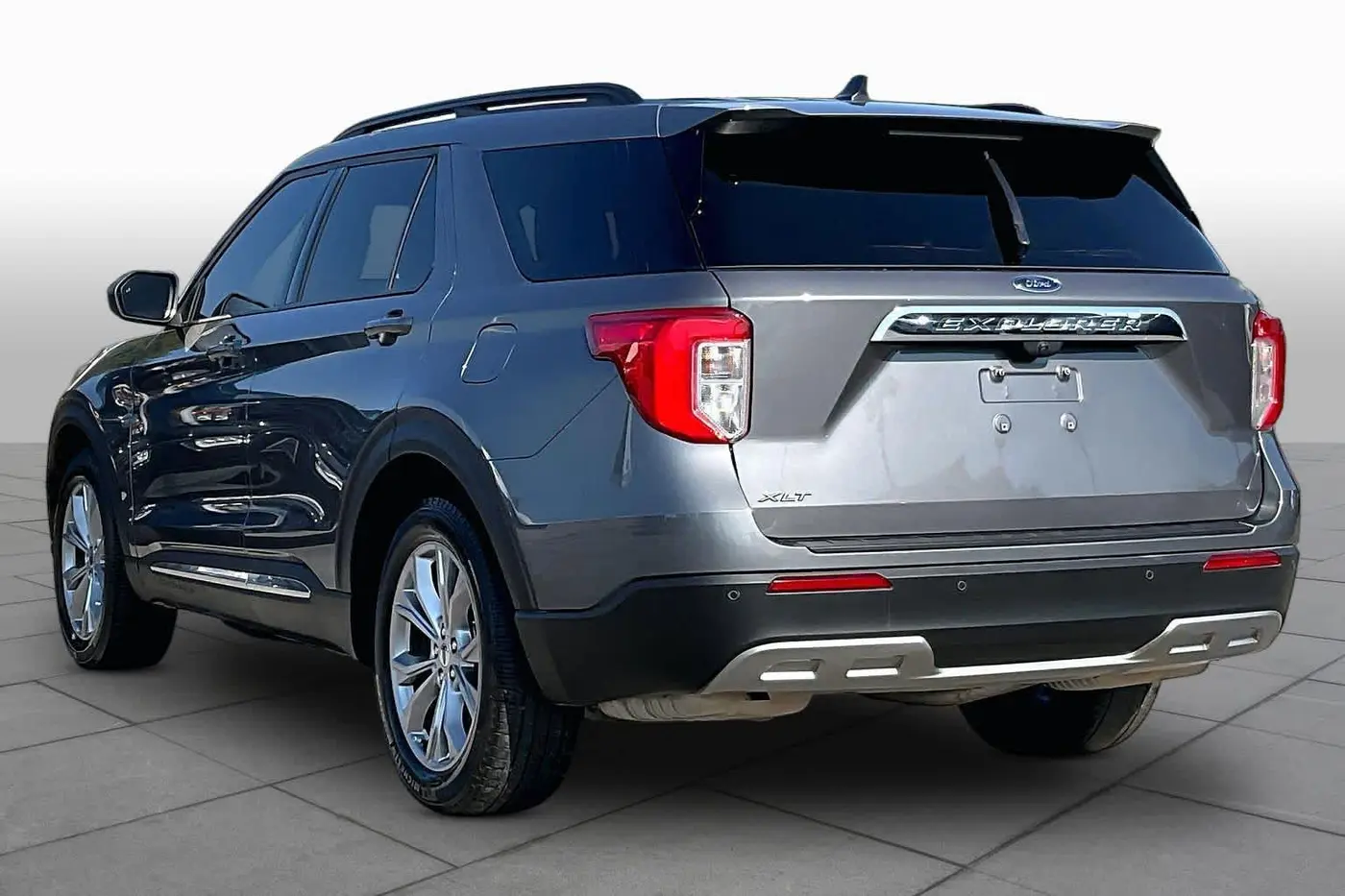 2023 Ford Explorer - $23,995