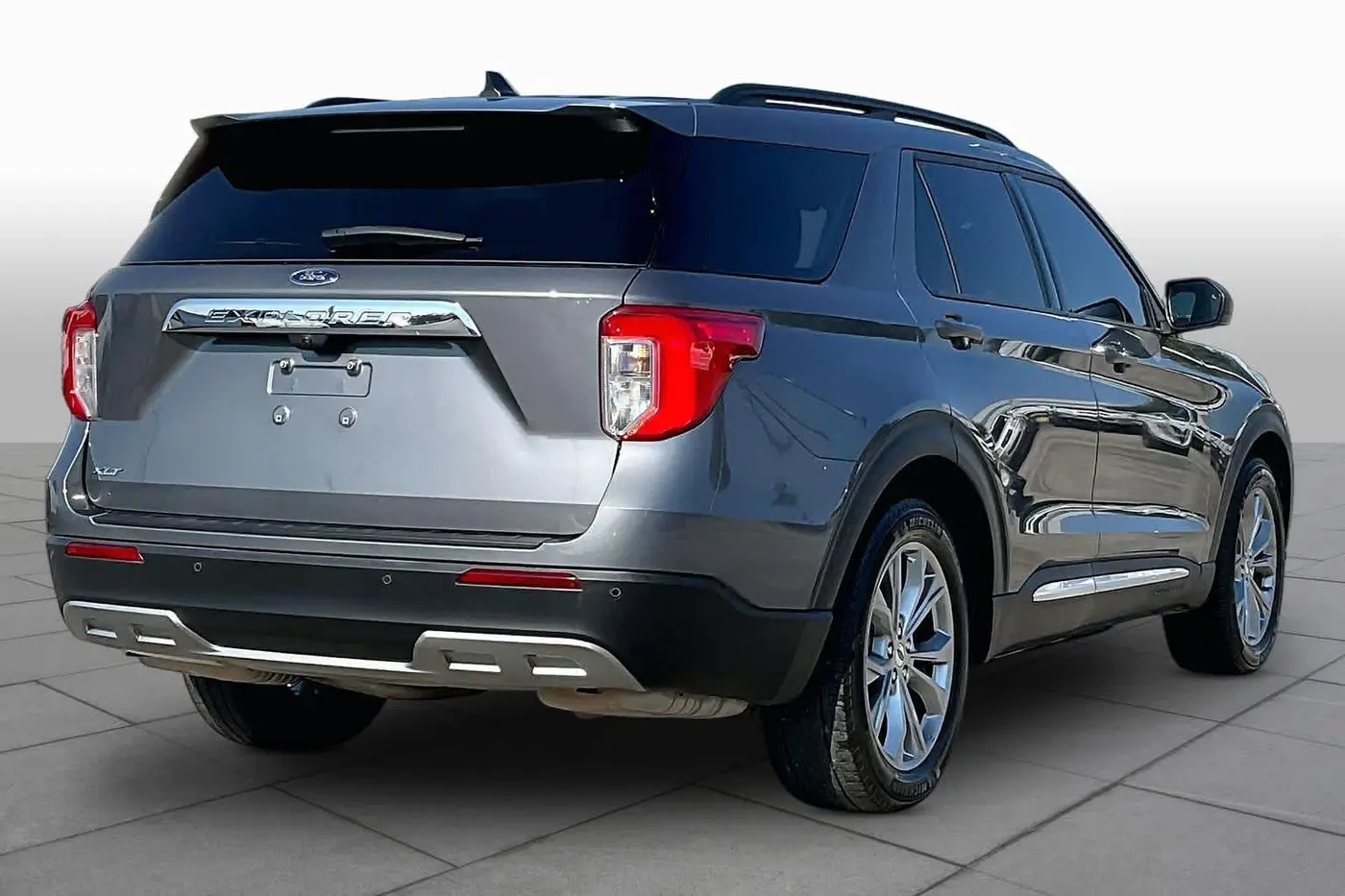 2023 Ford Explorer - $23,995
