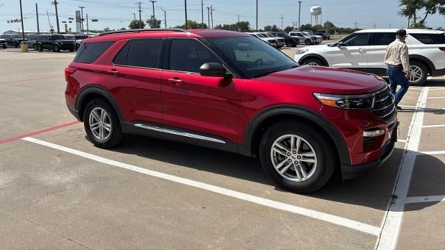 2024 Ford Explorer XLT