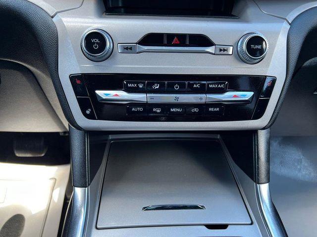 2024 Ford Explorer - $26,000