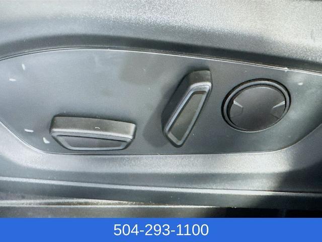 2020 Ford Explorer - $19,899