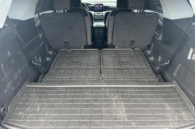 2022 Ford Explorer - $23,625