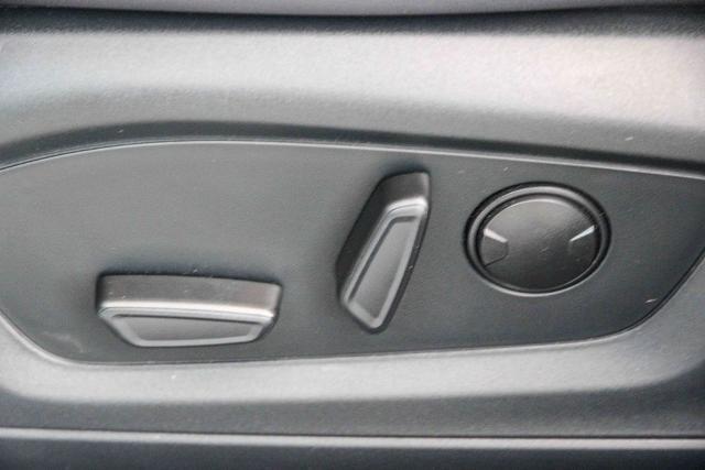 2023 Ford Explorer - $28,991