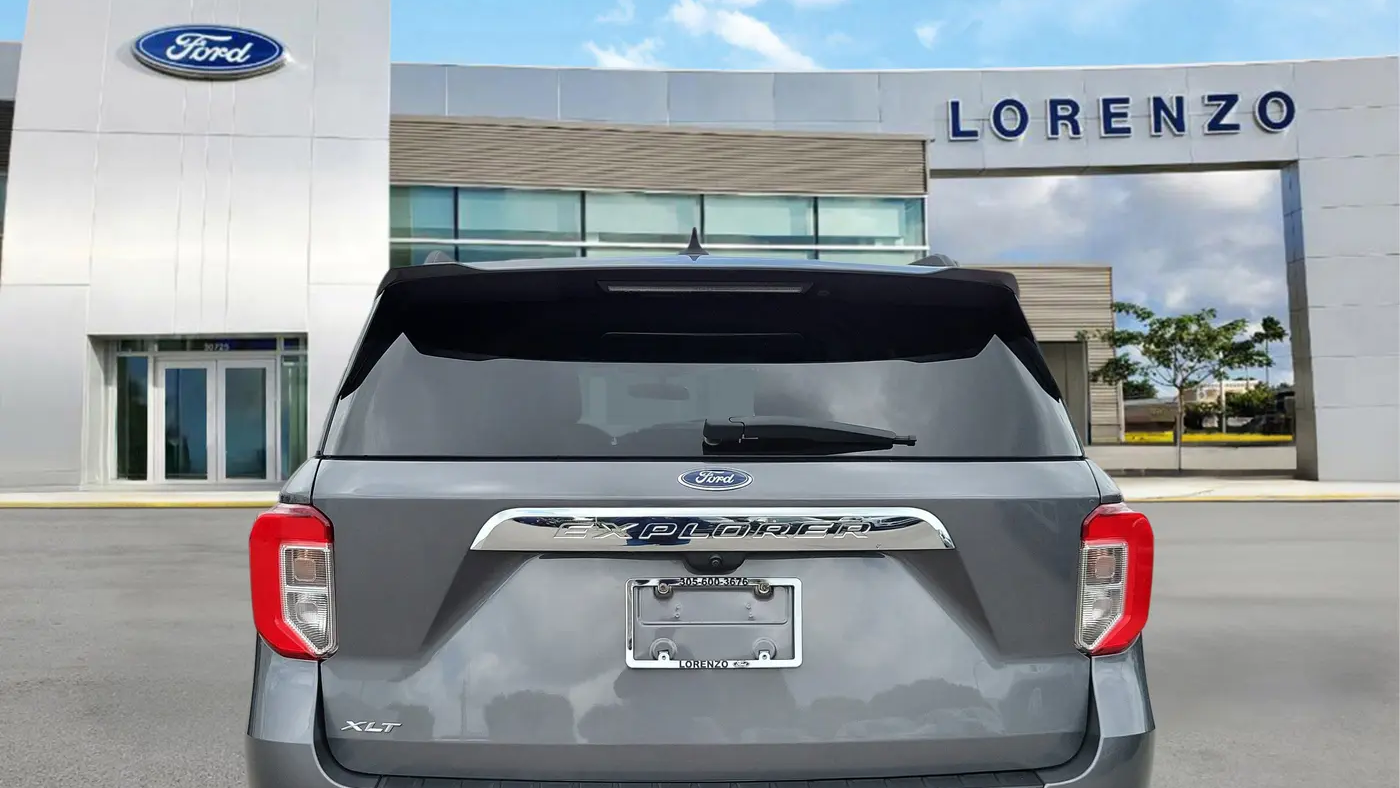 2024 Ford Explorer XLT