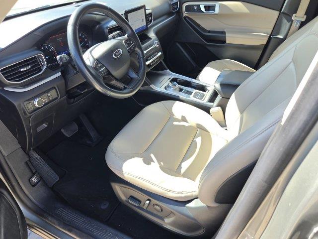 2020 Ford Explorer - $17,000