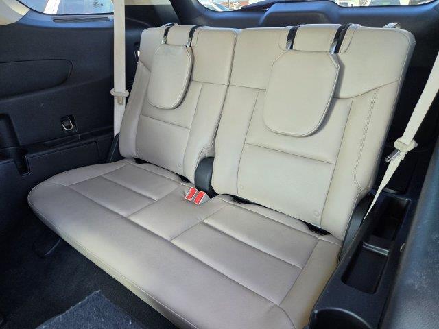 2020 Ford Explorer - $17,000