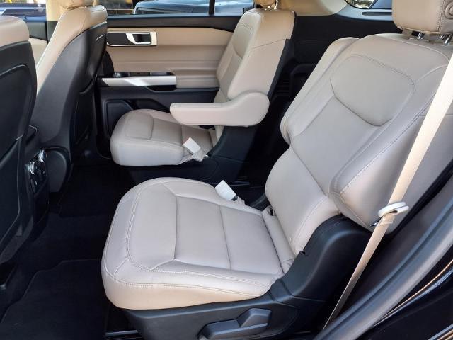 2020 Ford Explorer - $17,464