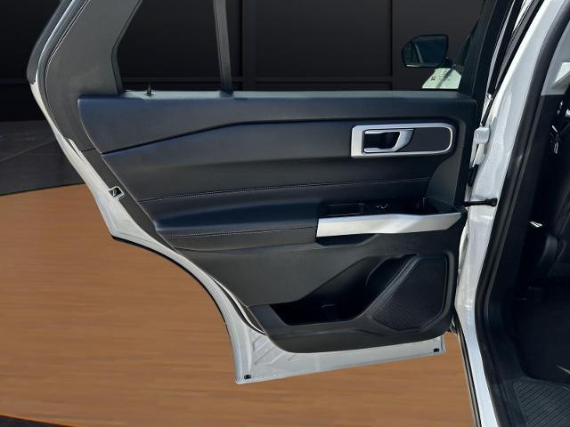 2022 Ford Explorer - $24,995