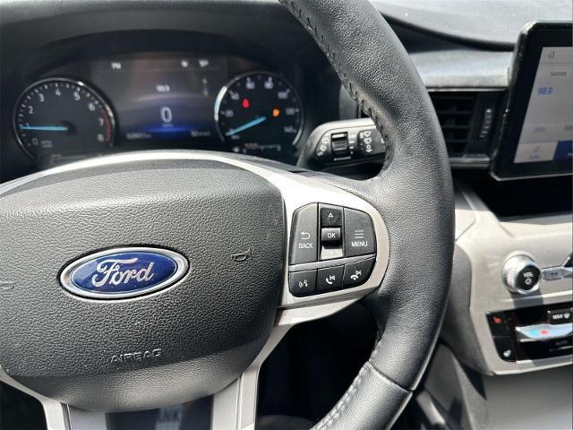 2022 Ford Explorer - $24,995